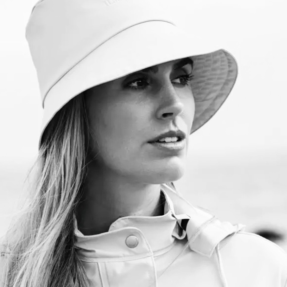 Ilse Jacobsen Rain Hat - Picture 2 of 2